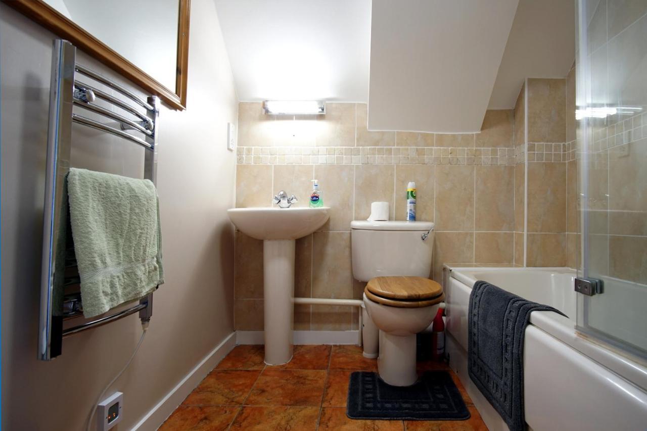 Stunning Central Exeter Apartment With Balcony And Fantastic View Exterior photo